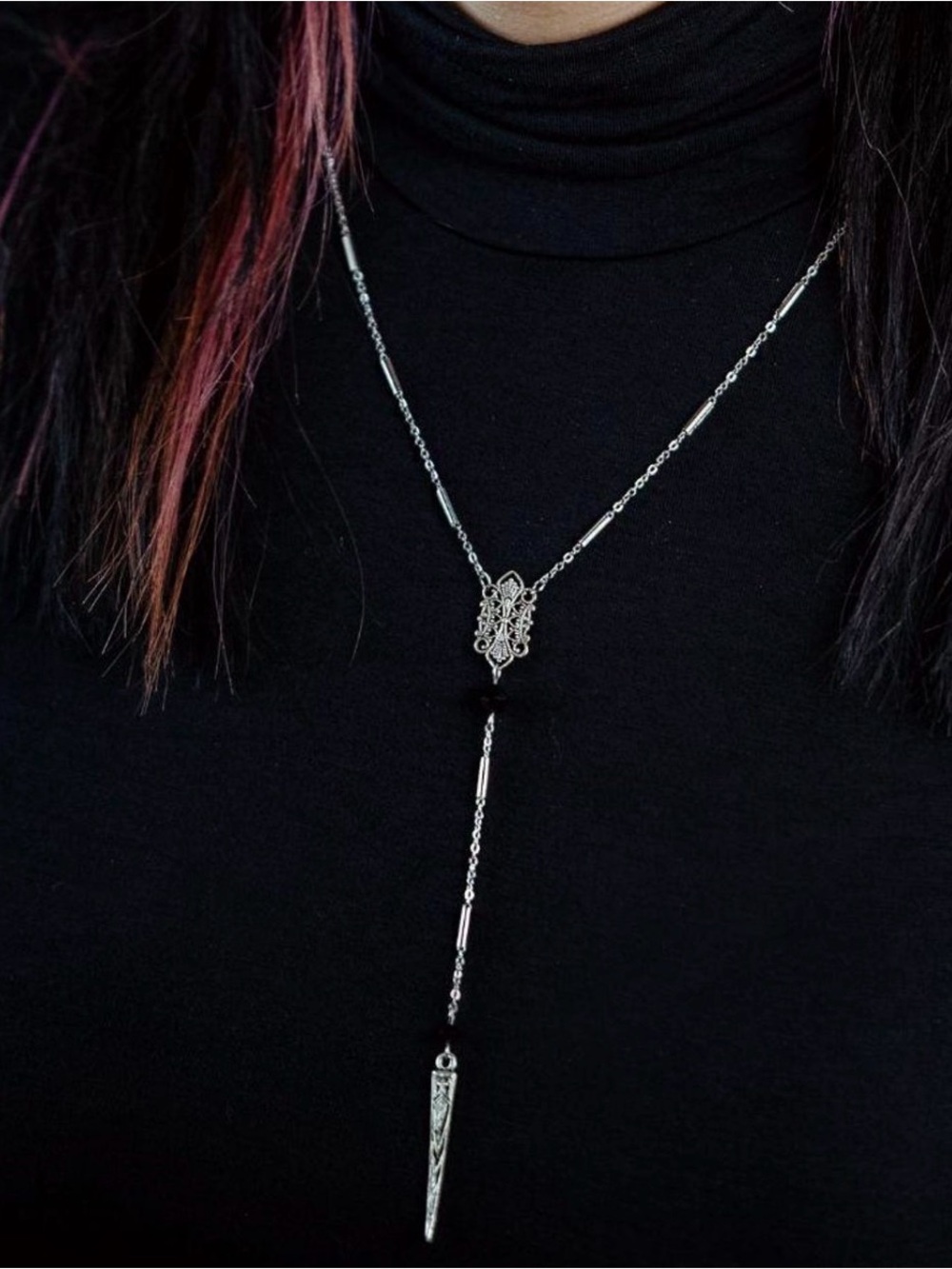 Silver Filigree Lariat Necklace with Spike Pendant - Silver